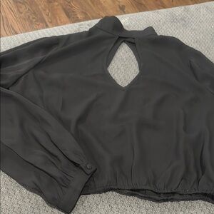 ⭐️2/$10 - BCNU black blouse